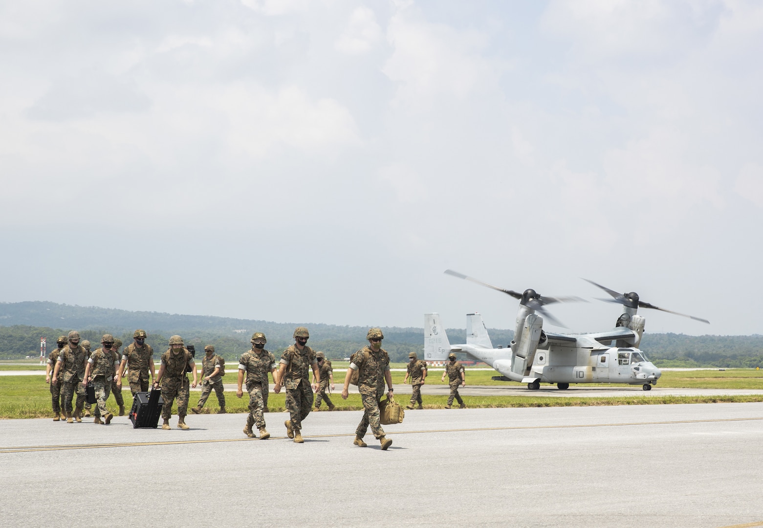 3d Marine Expeditionary Brigade conducts Alert Contingency MAGTF rapid deployment drill