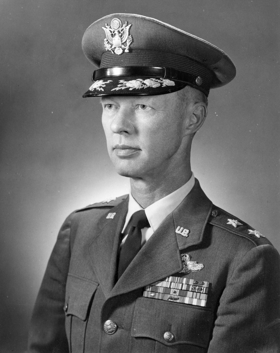 This is the official photo of Maj. Gen Richard Abbey.