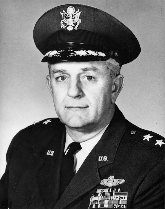 This is the official portrait of Maj. Gen. Leo Dusard.