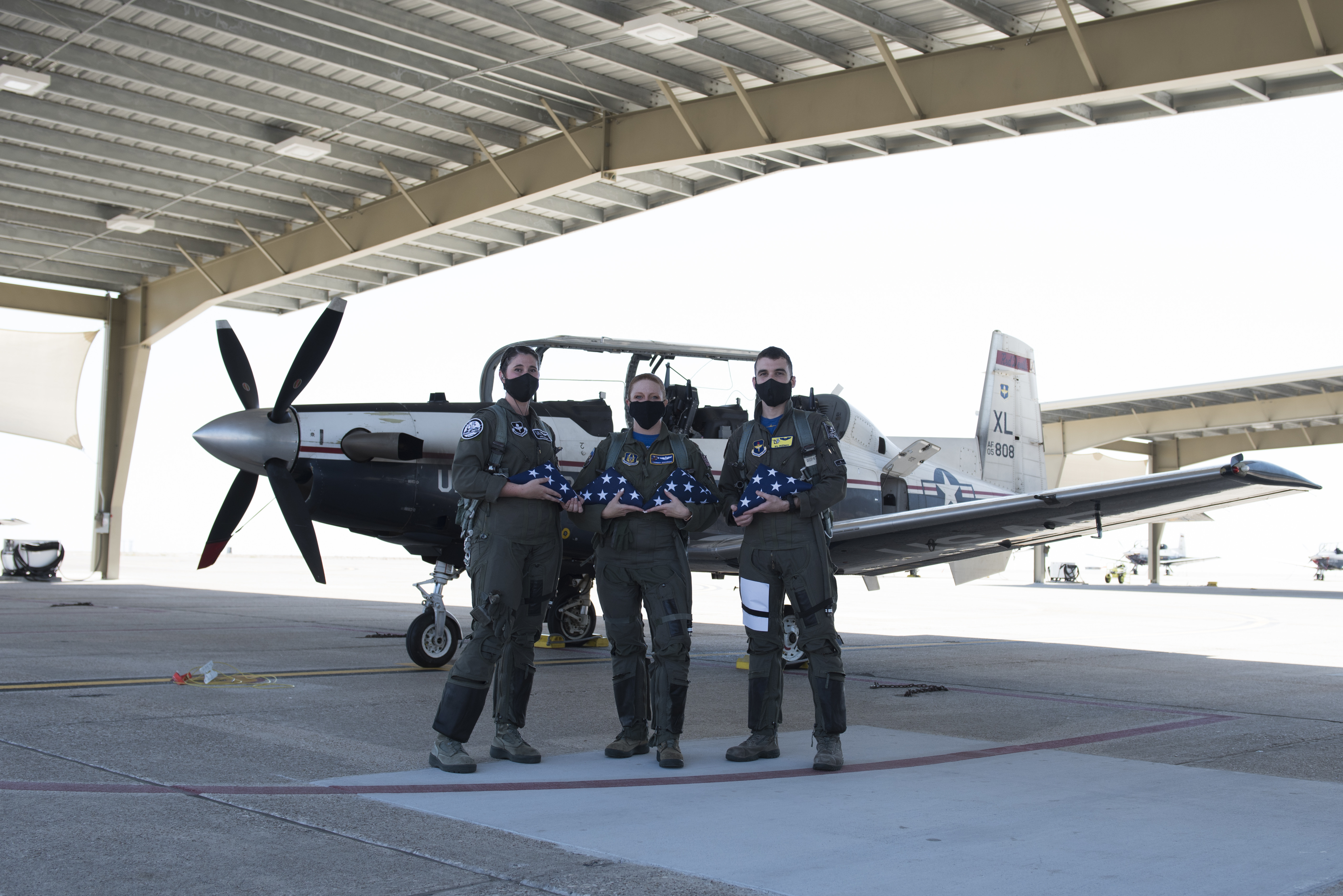 Laughlin pilots honor families of CBP lost to COVID19 with flag flight