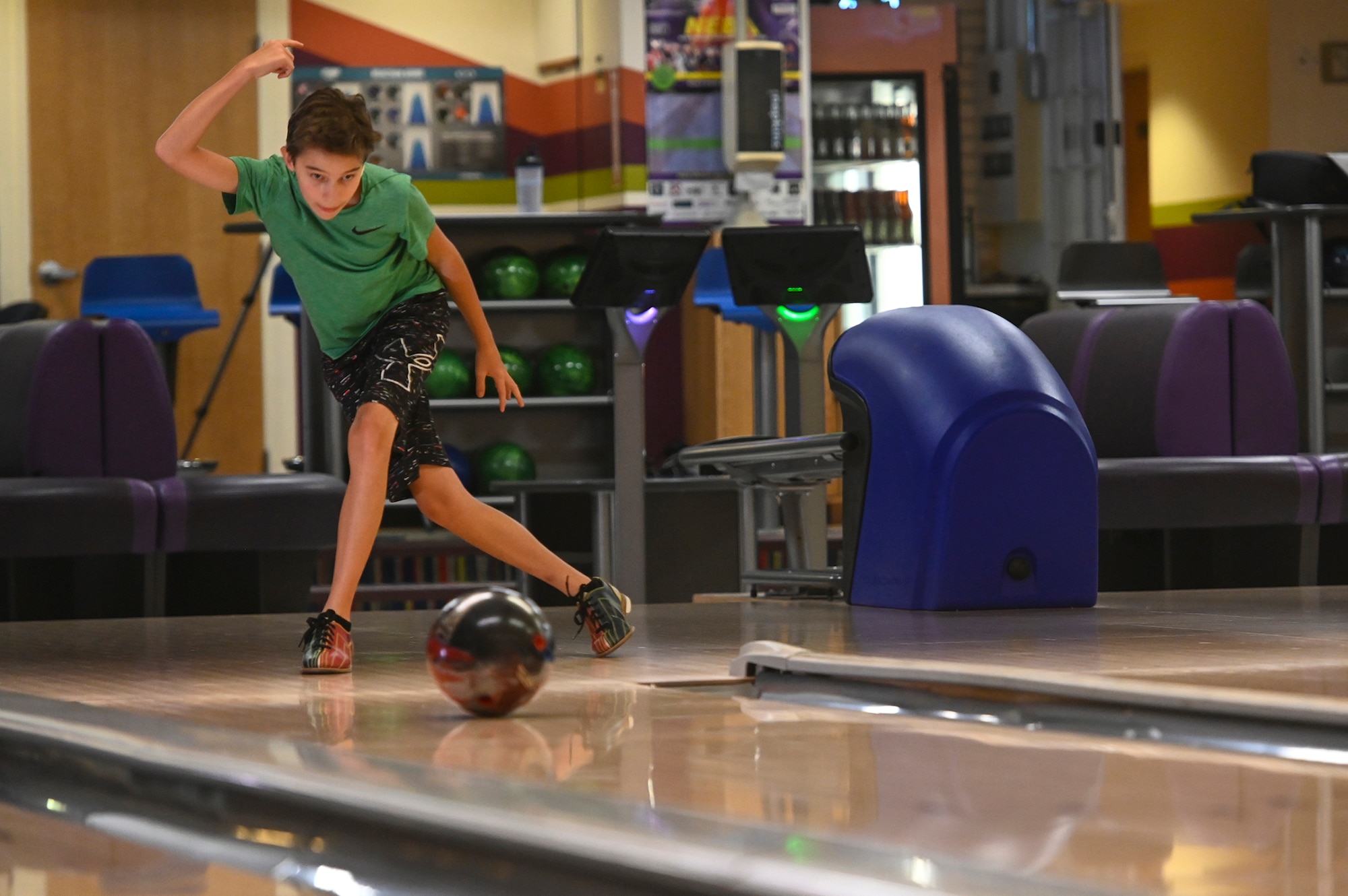 Hanscom Lanes reopening