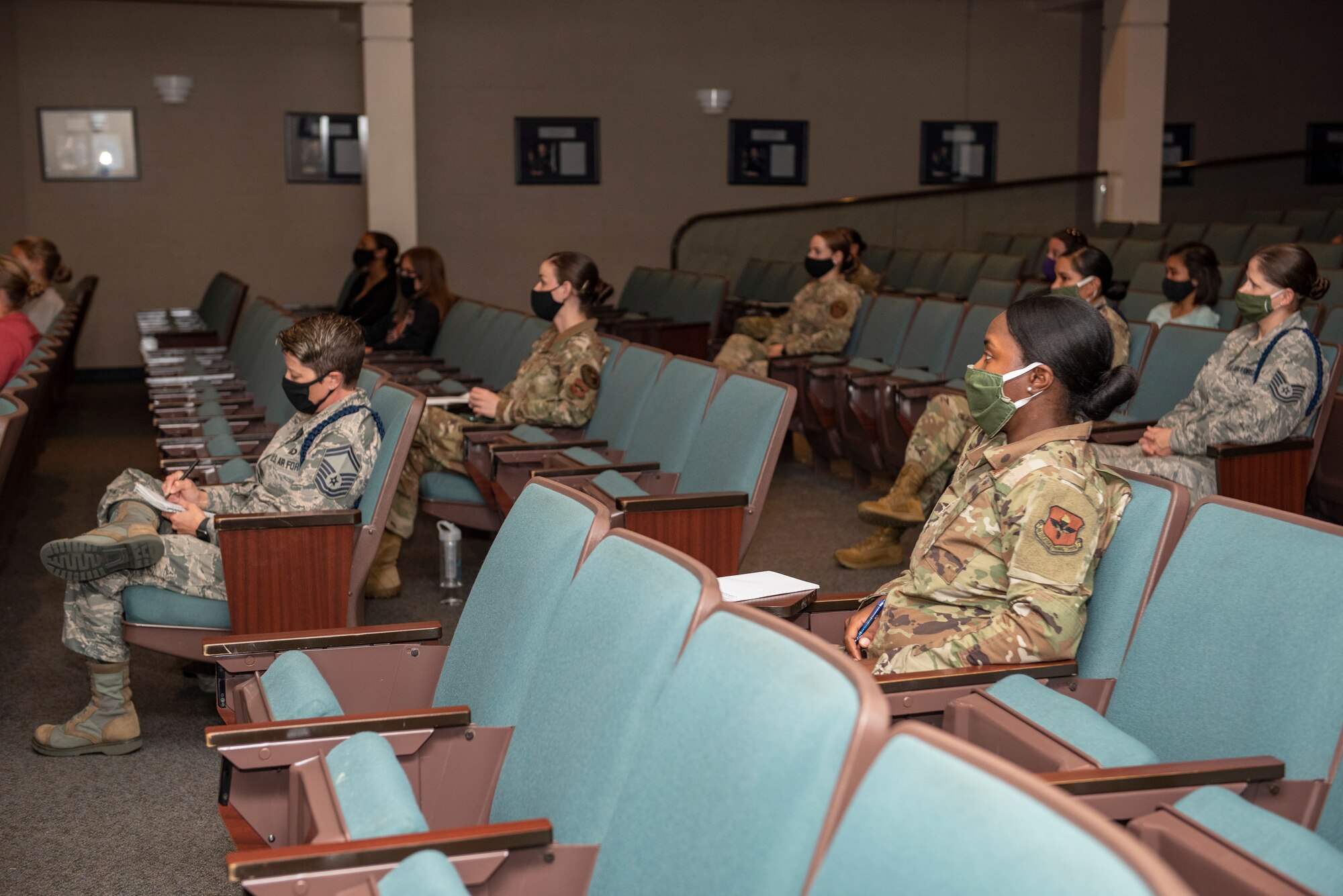 Airmen from across Sheppard sit in the first Women Inspiring the Next Generation’s Successes (WINGS) meeting at Sheppard Air Force Base, Texas, August 12, 2020. The Sheppard program started with just three to four key members. After the first meeting, though, more than 35 people reached out and were interested in the organization. The meeting was also broadcasted virtually for those who could not attend in person. (U.S. Air Force photo by Senior Airman Pedro Tenorio)