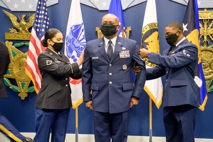 The National Guard Bureau welcomed its new senior enlisted advisor during a change of responsibility ceremony at the Pentagon Aug. 25, 2020. Chief Master Sgt. Tony L. Whitehead becomes the first Black SEA for the NGB, succeeding retiring Command Sgt. Maj. Christopher Kepner.