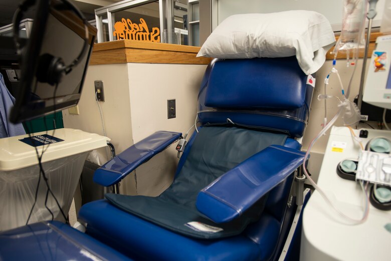 The Armed Services Blood Bank Center at Joint Base San Antonio-Lackland, Texas, provides chairs to lie back with a seat warmer and personal movie player with headphones while donating COVID-19 convalescent plasma, Aug. 20, 2020. The process takes between 45 minutes to an hour to complete a screening and donation. (U.S. Air Force photo by Airman 1st Class Melody B. Bordeaux)