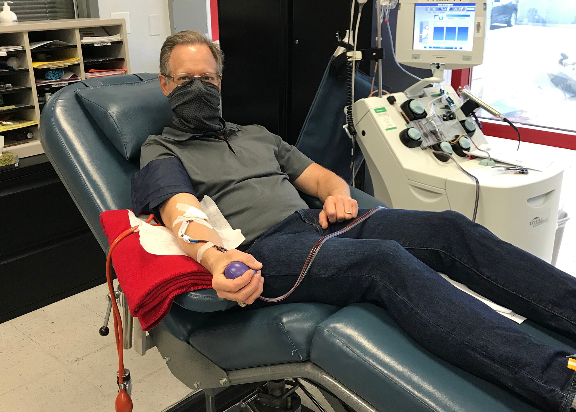 Andrew Roth, 926th Wing Emergency Management, donates convalescent plasma, Aug. 8, Las Vegas, Nevada. Roth tested positive for Covid-19, June 30 and after recovering from what he said were mild symptoms, he decided to donate his convalescent plasma.