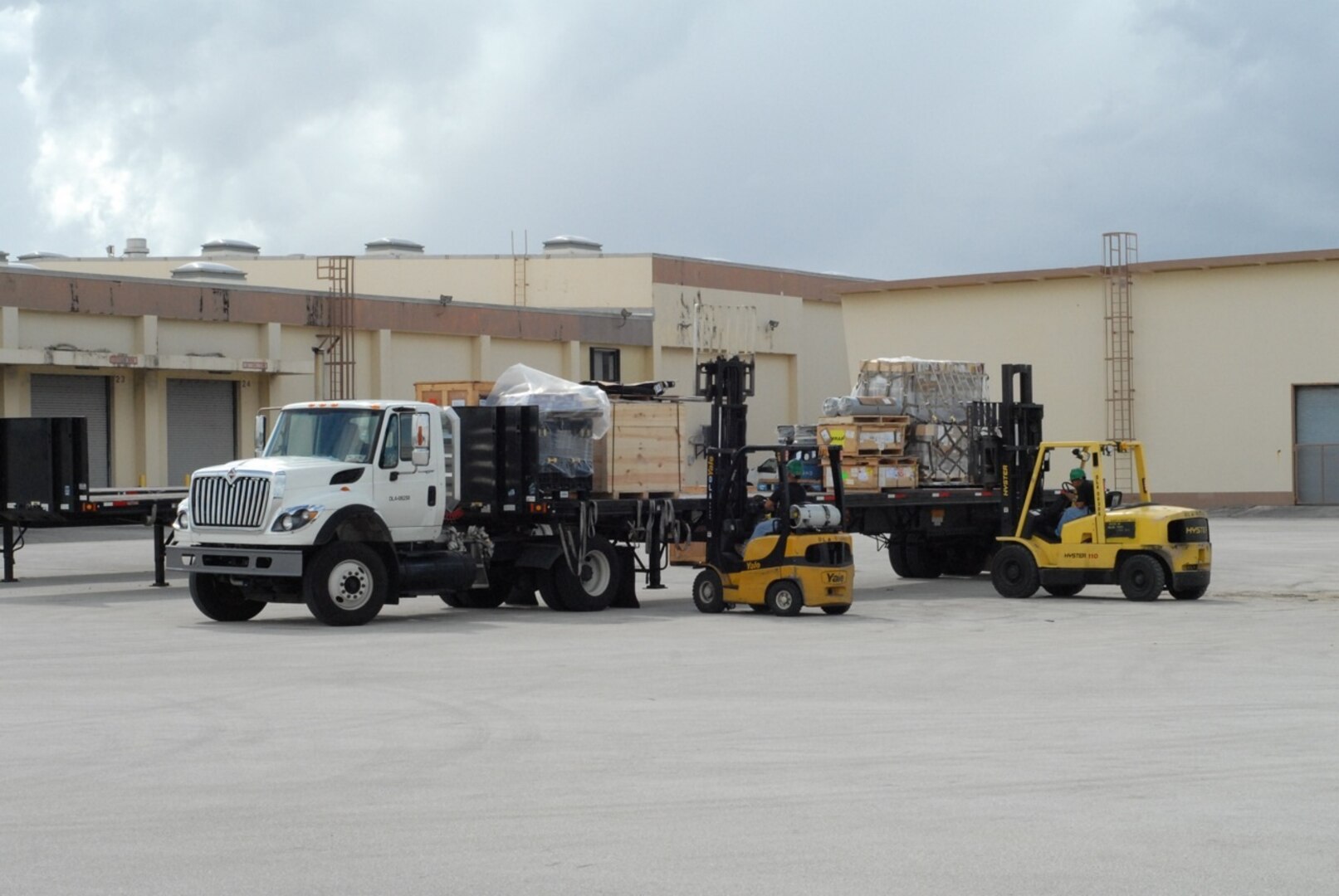 Defense Logistics Agency Distribution Guam, Marianas is awarded the Patricia A. Kuntz Distribution Center of the Year Award