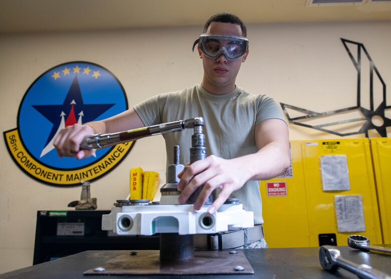 Hydraulics Airman assembles F-16 brake