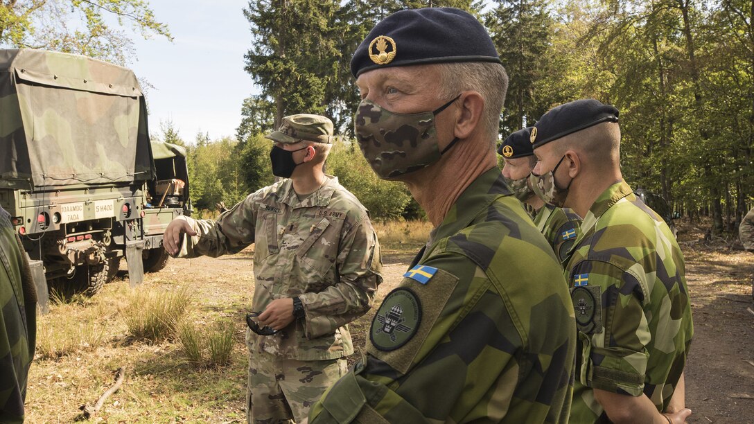 Swedish delegation visits U.S. Soldiers in Baumholder