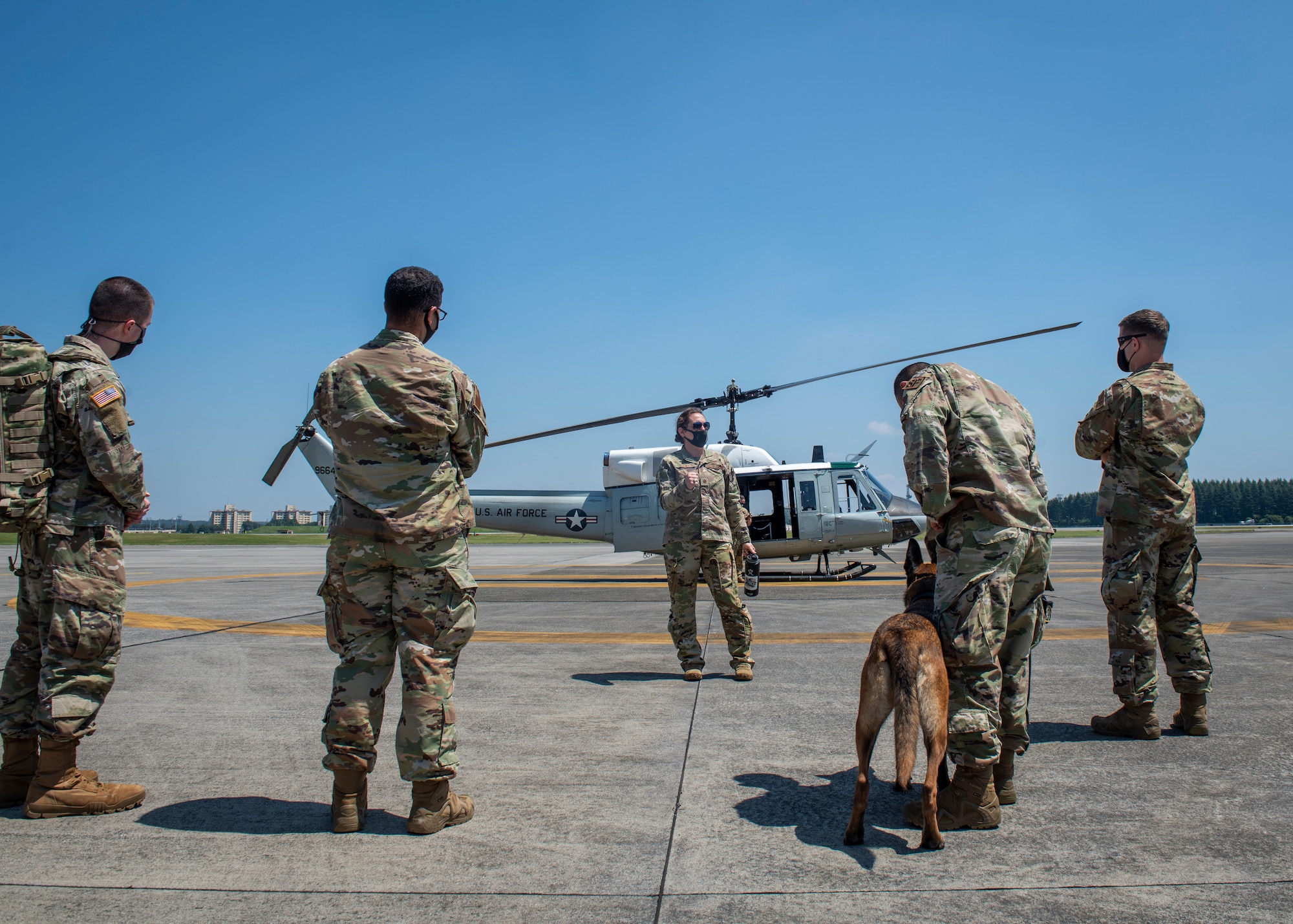 Airmen, Soldiers train on K-9 Aeromedical Evacuations capabilities