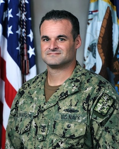 Official portrait of Engineman Master Chief Petty Officer Bradley M. Williamson., senior enlisted advisor, Expeditionary Warfare Training Group, Atlantic (EWTGLANT).