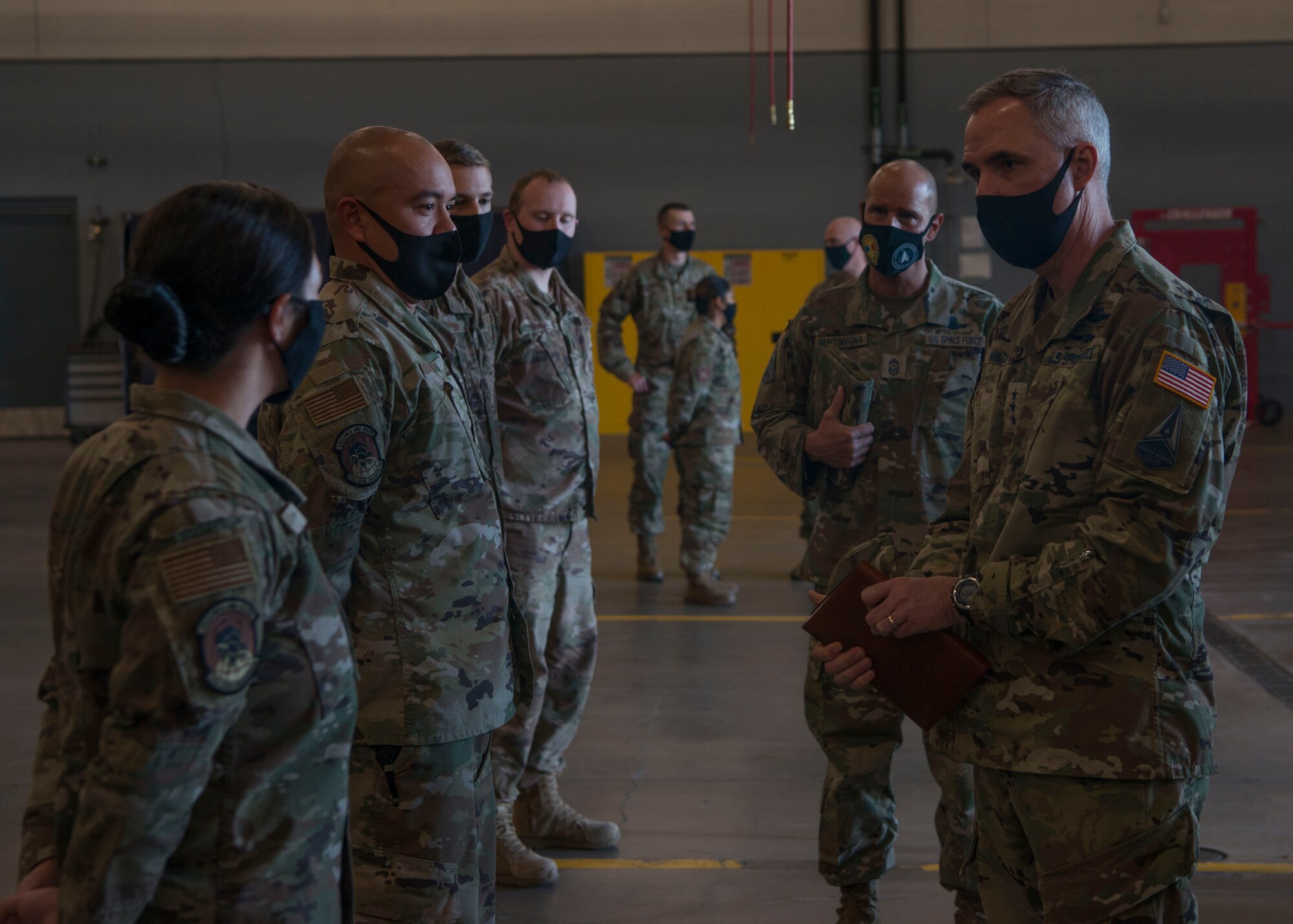 Gen. Whiting tours team Pete