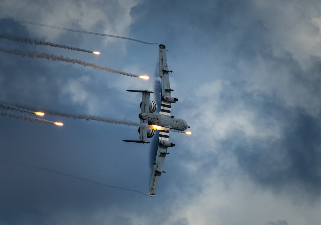 PLANE FLYING