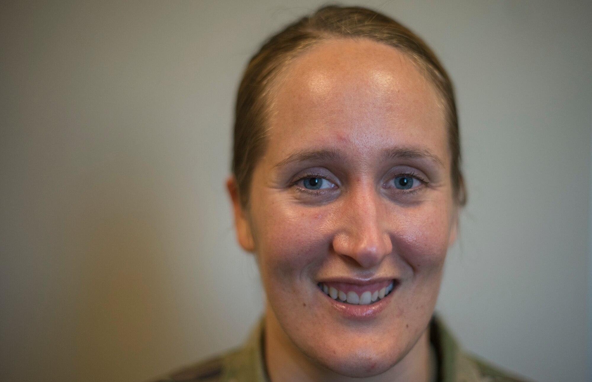 A tight portrait of an Airman.