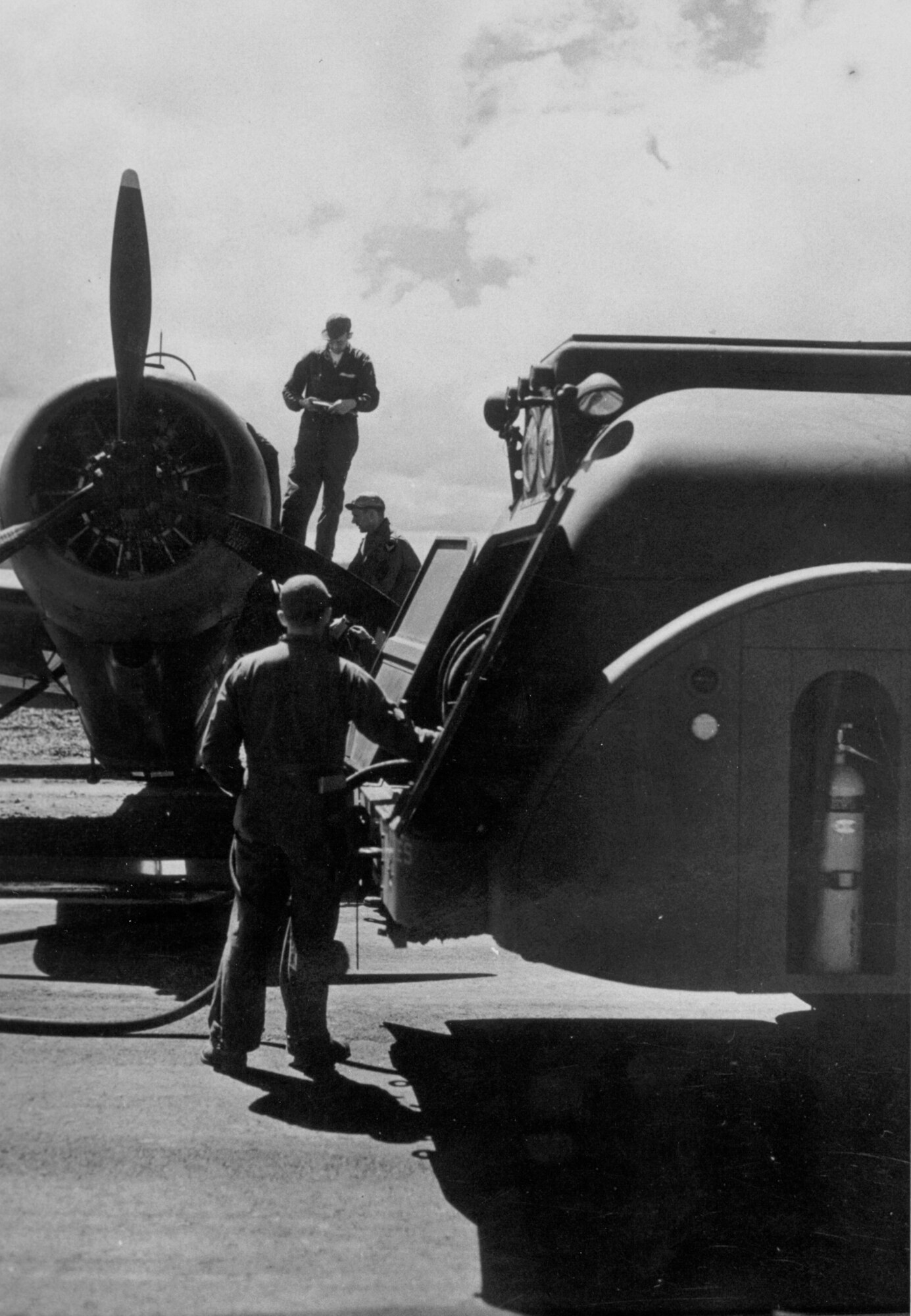 A Cyclone-Roaring December 7:  The 123rd Observation Squadron Goes to War