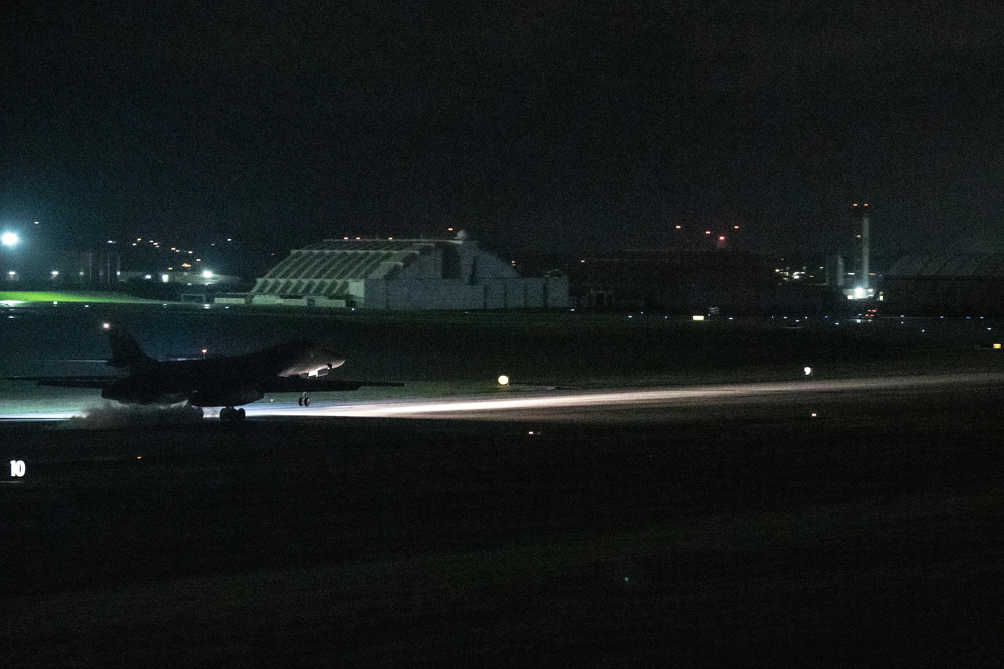 A U.S. Air Force B-1B Lancer from Ellsworth Air Force Base, S.D., lands on the flightline at Andersen Air Force Base, Guam, for Bomber Task Force operations Dec. 4, 2020. BTF supports Pacific Air Forces’ strategic deterrence mission and its commitment to the security and stability of the Indo-Pacific region. (U.S. Air Force photo by Senior Airman Tristan Day)