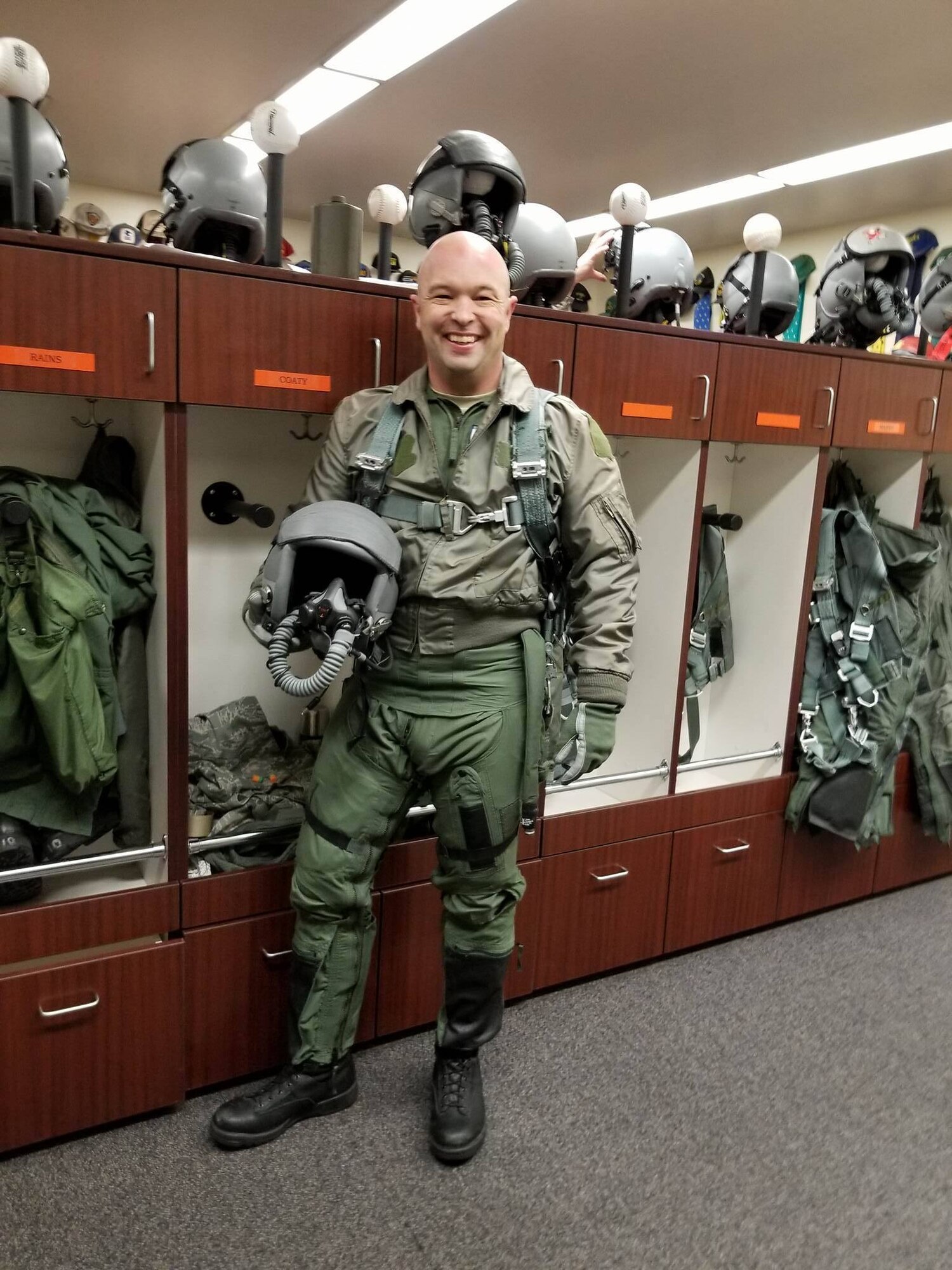 Oregon Air National Guard Master Sgt. Osten Coaty prepares for an F-15 Eagle Flight at Kingsley Field, Klamath Falls, Oregon. Sergeant Coaty was recently selected for a new position with PACAF as a Religious Affairs Team member. (Photo courtesy of Master Sgt. Osten Coaty)