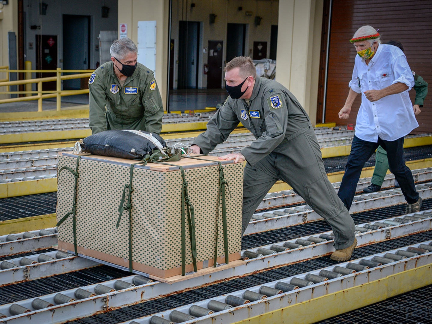 Andersen Kicks Off 69th Operation Christmas Drop With Push Ceremony U S Indo Pacific Command 2015
