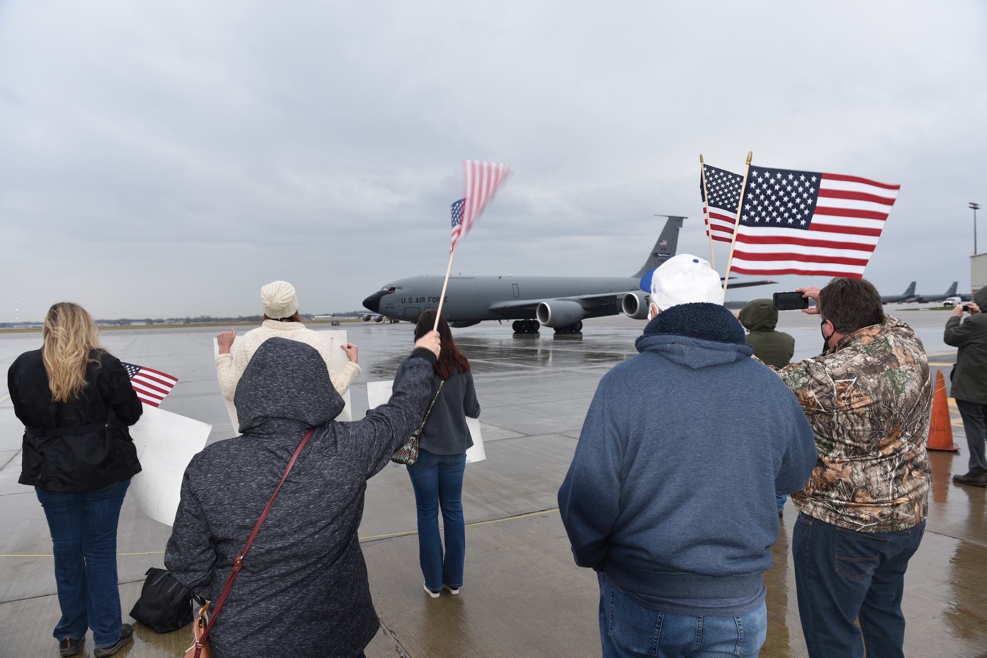 914th Airmen return home from deployment