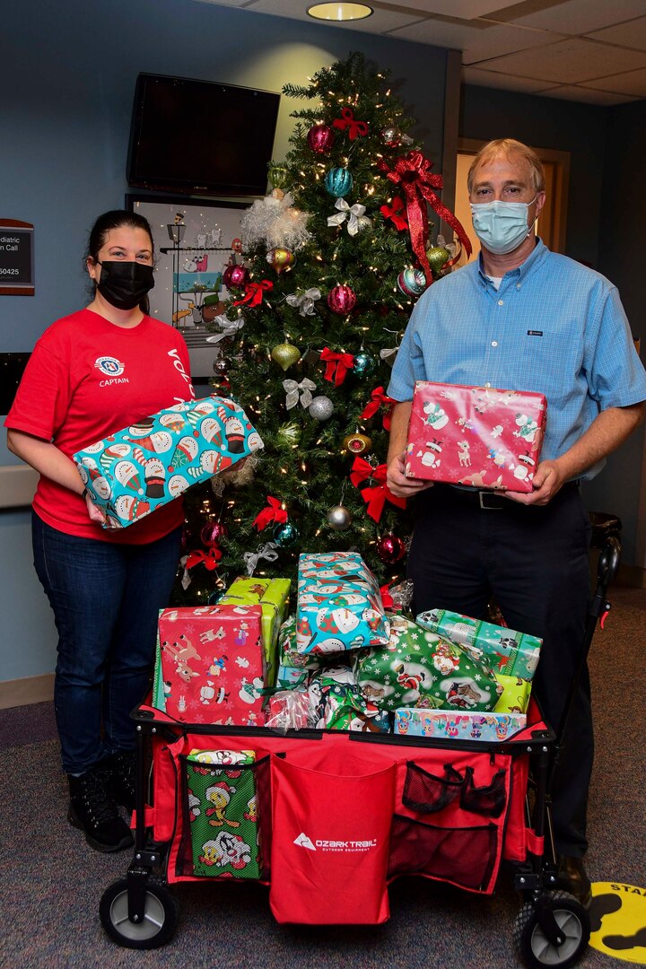 Naval Medical Center Portsmouth’s (NMCP) Pediatric Inpatient Ward patients received a welcoming surprise visit Operation Homefront on Dec. 14.