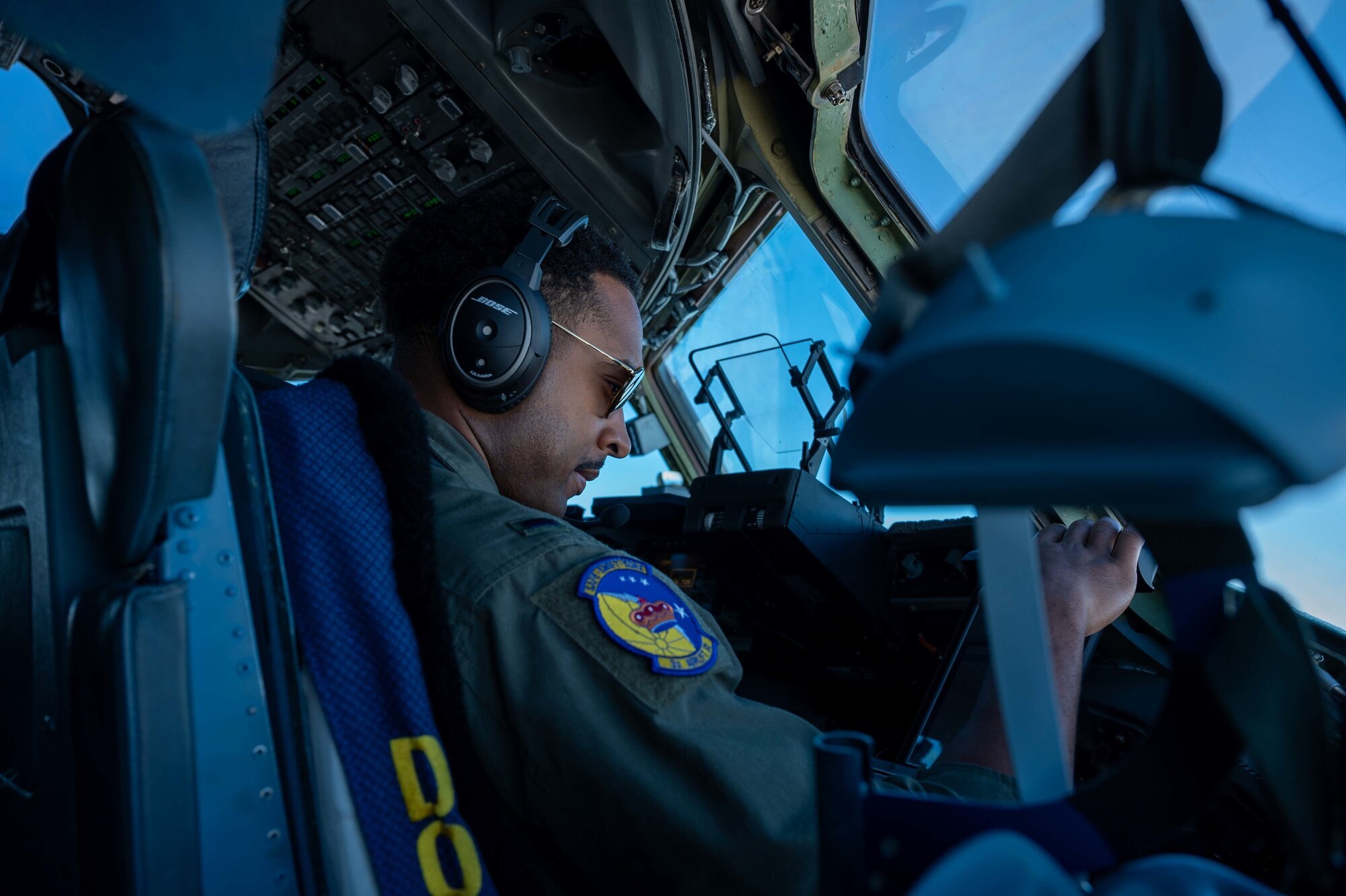 1st Lt. Robert Farley, 3rd Airlift Squadron pilot, prepares a C-17 Globemaster III for an in-flight refueling with a KC-135 Stratotanker assigned to the 134th Air Refueling Wing, Tennessee Air National Guard on Dec. 10, 2020. The 3AS routinely conducts training in preparation for global airlift missions including combat zones. (U.S. Air Force photo by Airman 1st Class Faith Schaefer)