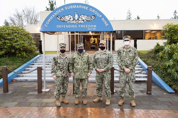 BANGOR, Wash. (Dec. 15, 2020) Chief of Naval Operations (CNO) Adm. Mike Gilday visits with Sailors during a trip to Naval installations in the Pacific Northwest. (U.S. Navy photo by Mass Communication Specialist 1st Class Andrea Perez/Released)