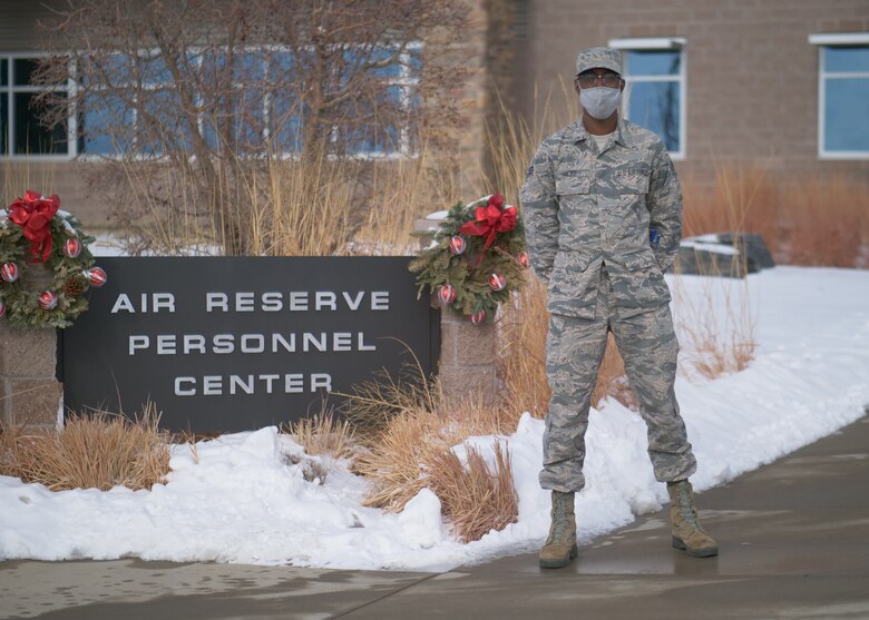 Innovative Youngstown ARS Airman Assists With HQ ARPC Mission 