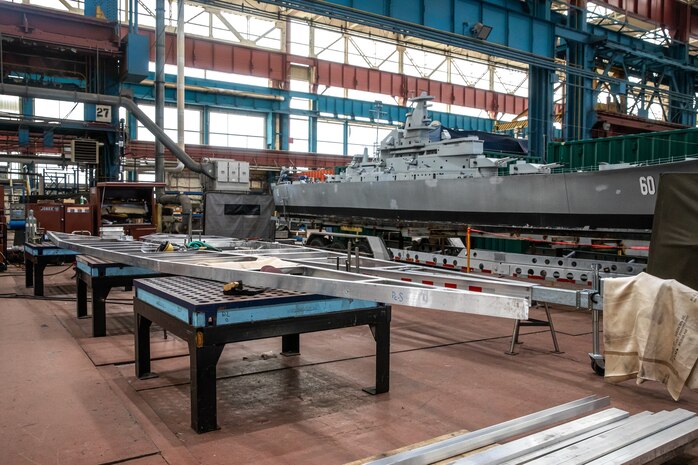 NNSY’s USS Alabama float was lifted and moved off of its trailer that reached its end of life, to a brand new, specifically made to house the float.