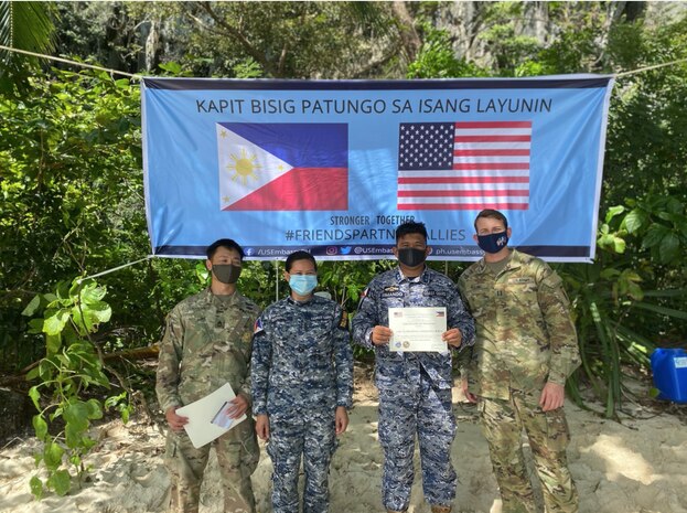 U.S. and Philippine Military Personnel Partner for First Responder Training and Medical Assistance Provision in Palawan