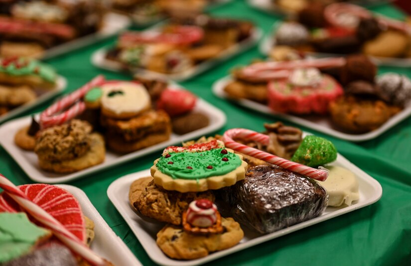 Langley Spouses Club spread holiday cheer to junior Airmen