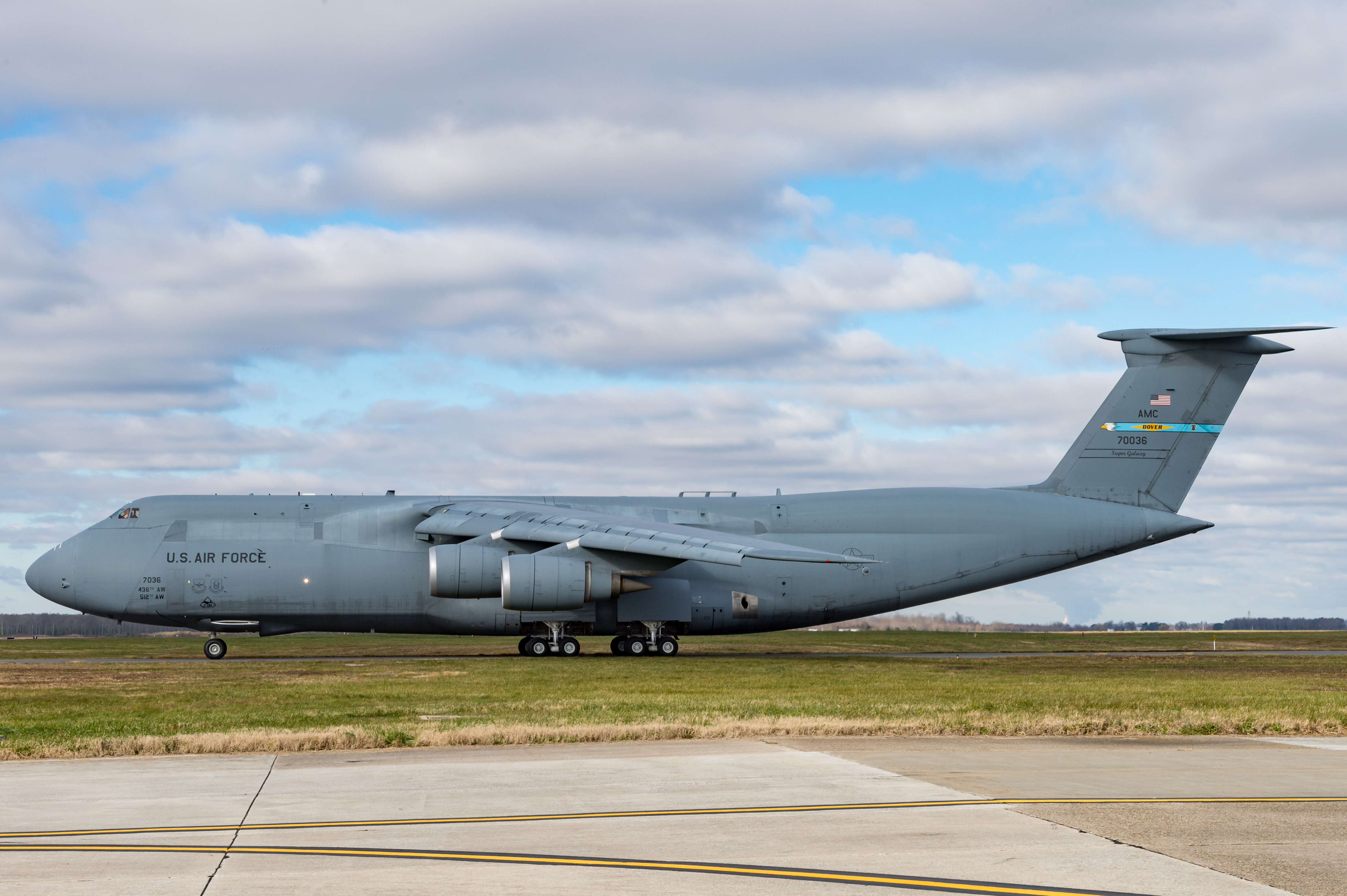 www.JetCollector.com: HERPA USAF Lockheed C-5M Super Galaxy