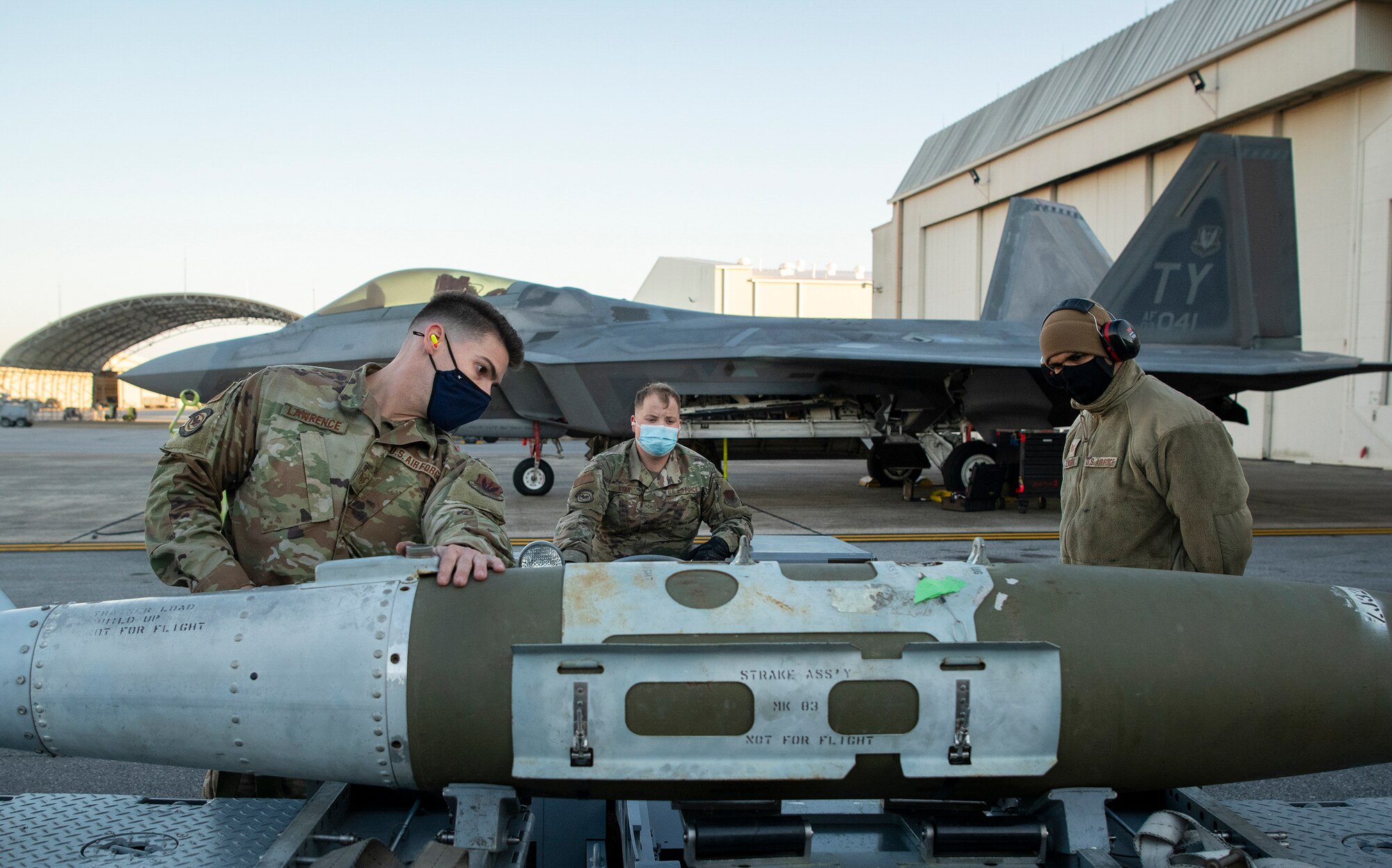 Raptor Ready:  F-22 loadcrew competition