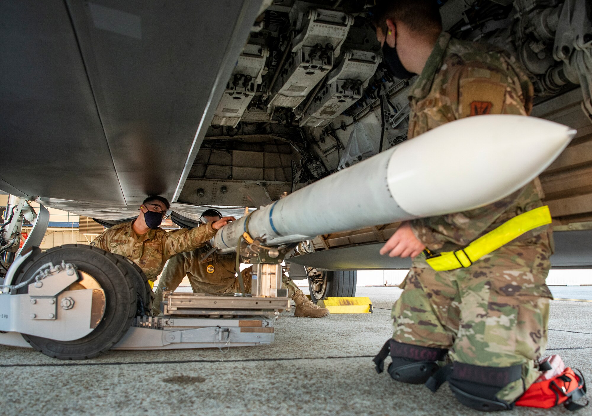 Raptor Ready:  F-22 loadcrew competition