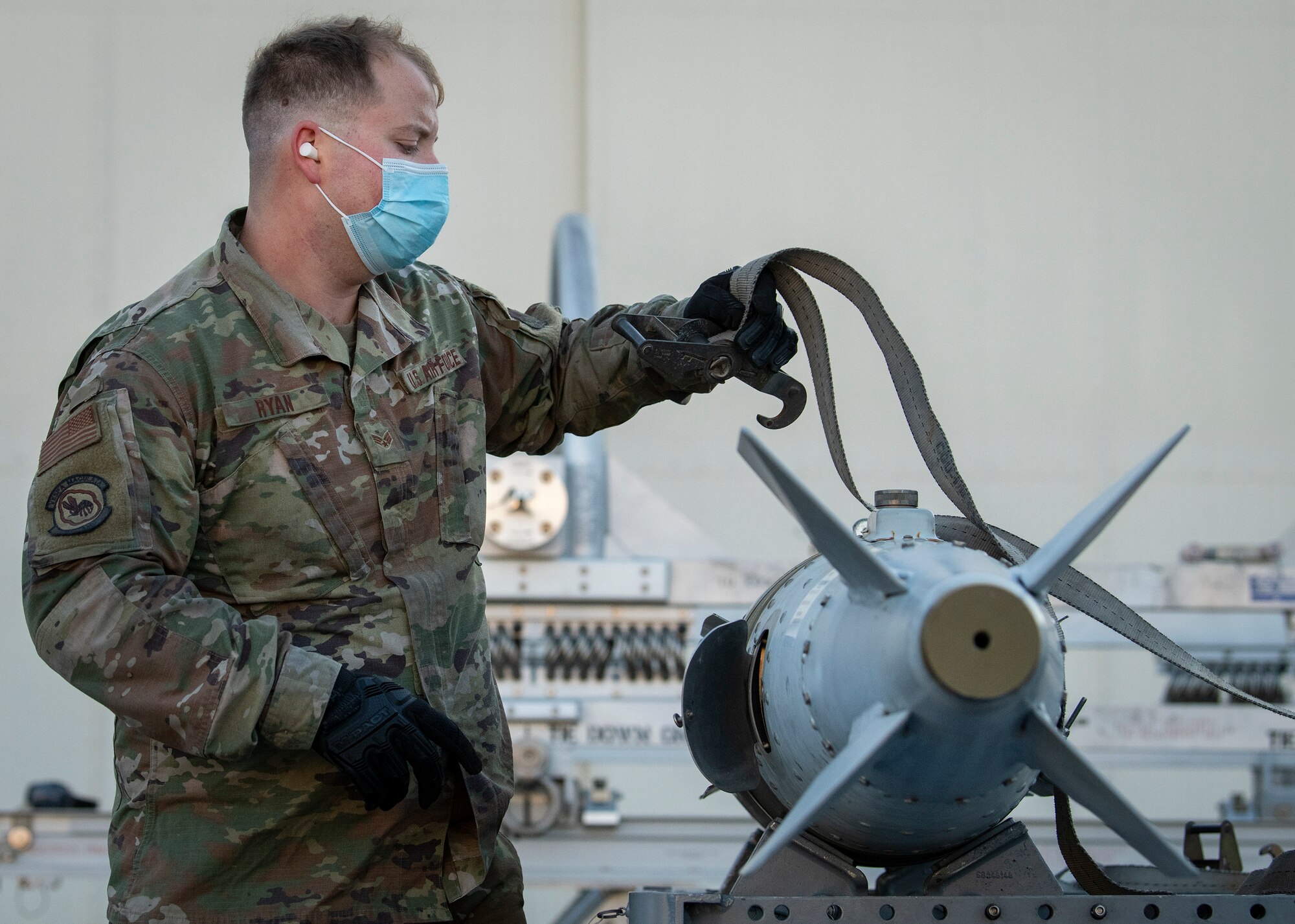 Raptor Ready:  F-22 loadcrew competition