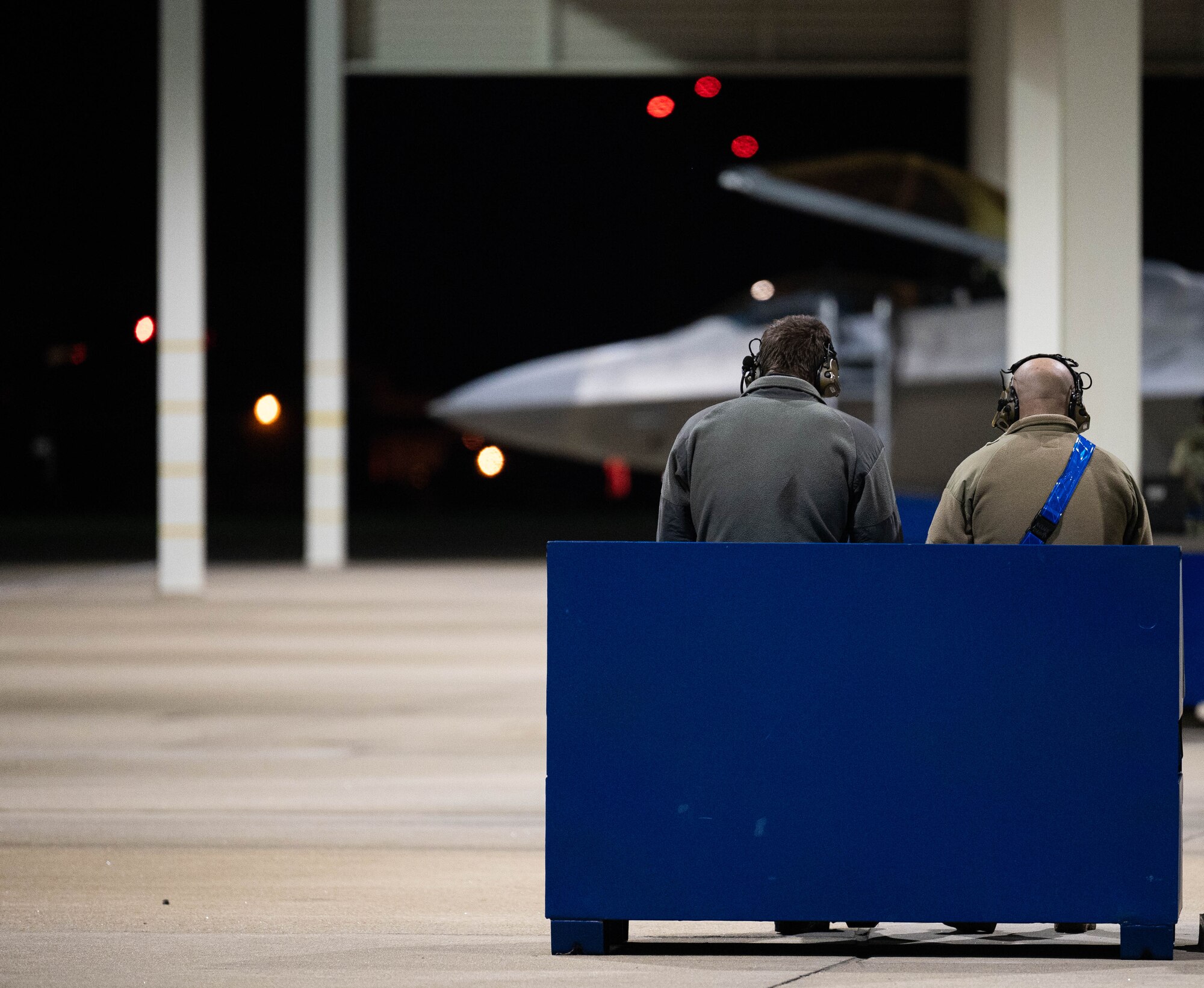 Airmen return from deployment.