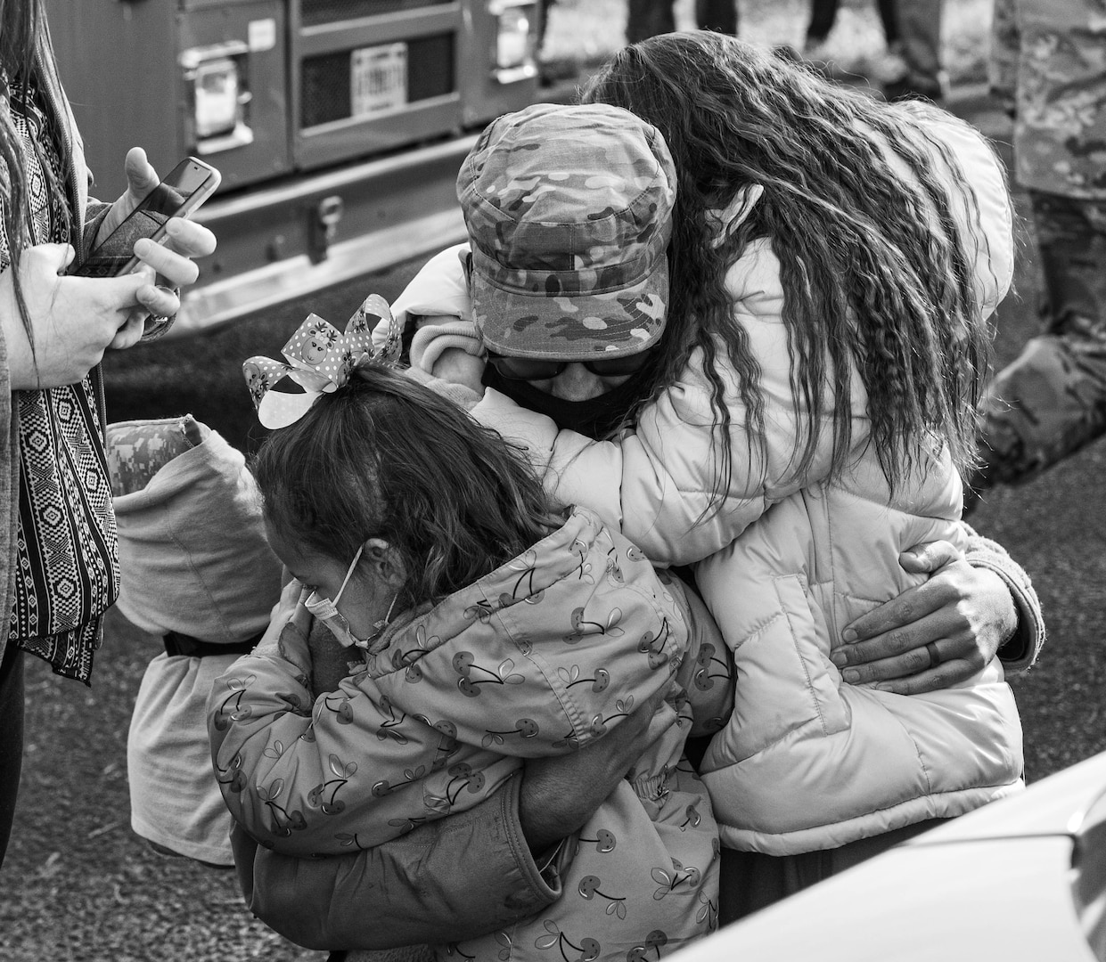 Airmen return from deployment.