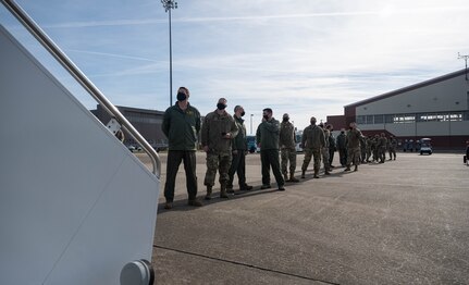 Airmen return from deployment.