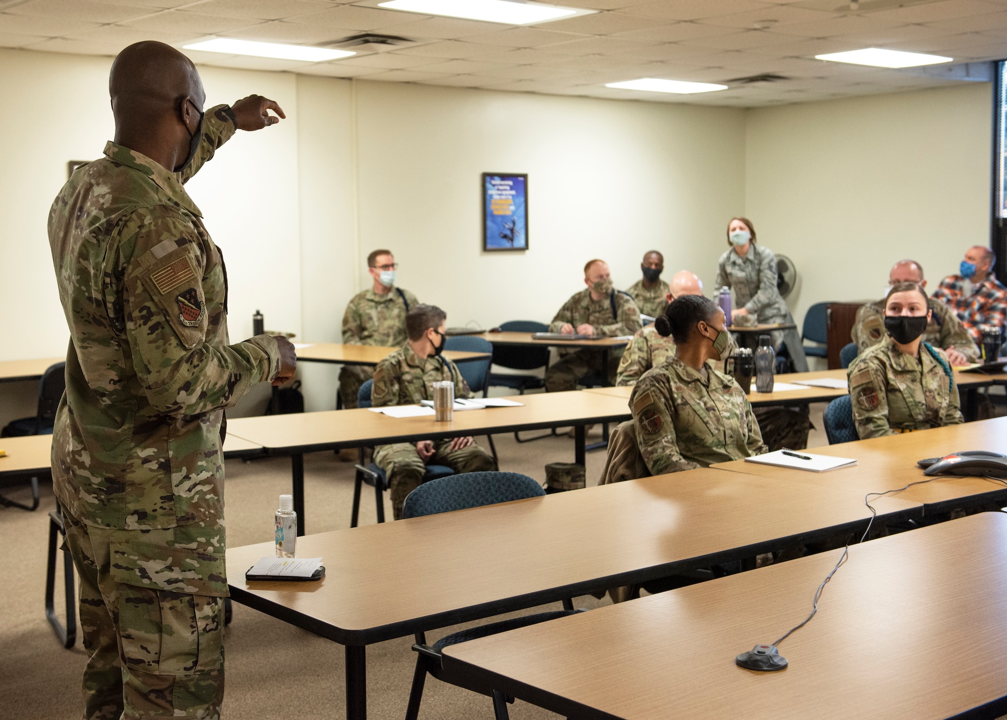 Brig. Gen. Kenyon Bell addresses SMEs at AoP event