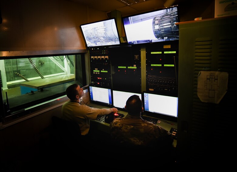 F15 aircraft engine tested in 'Hush House' > Royal Air Force