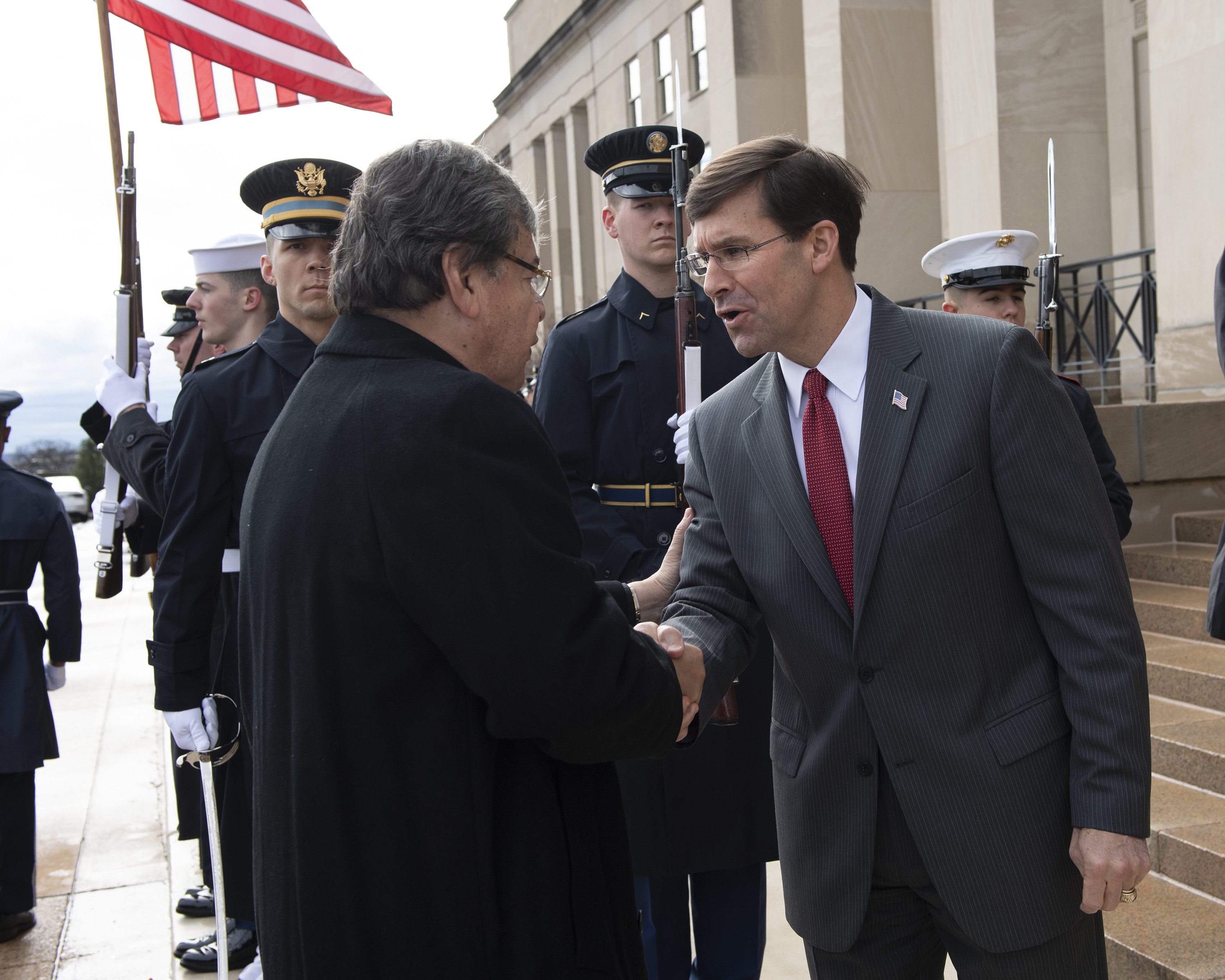 U S Colombia Cooperate On Range Of Issues U S Department Of Defense Defense Department News