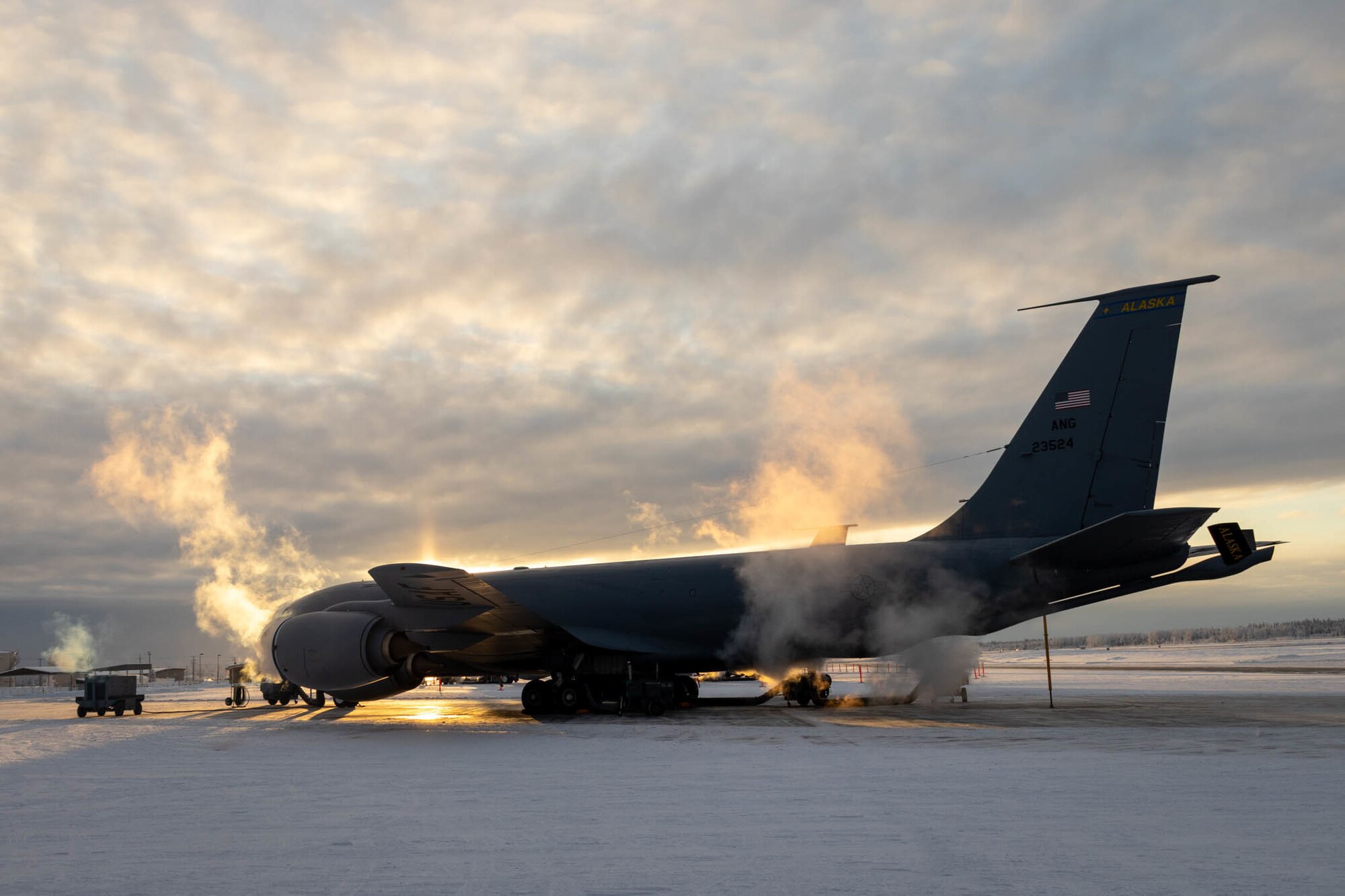Airmen experience what it takes to keep the KC-135R Stratotanker in a 'ready state' in sub-zero temperatures