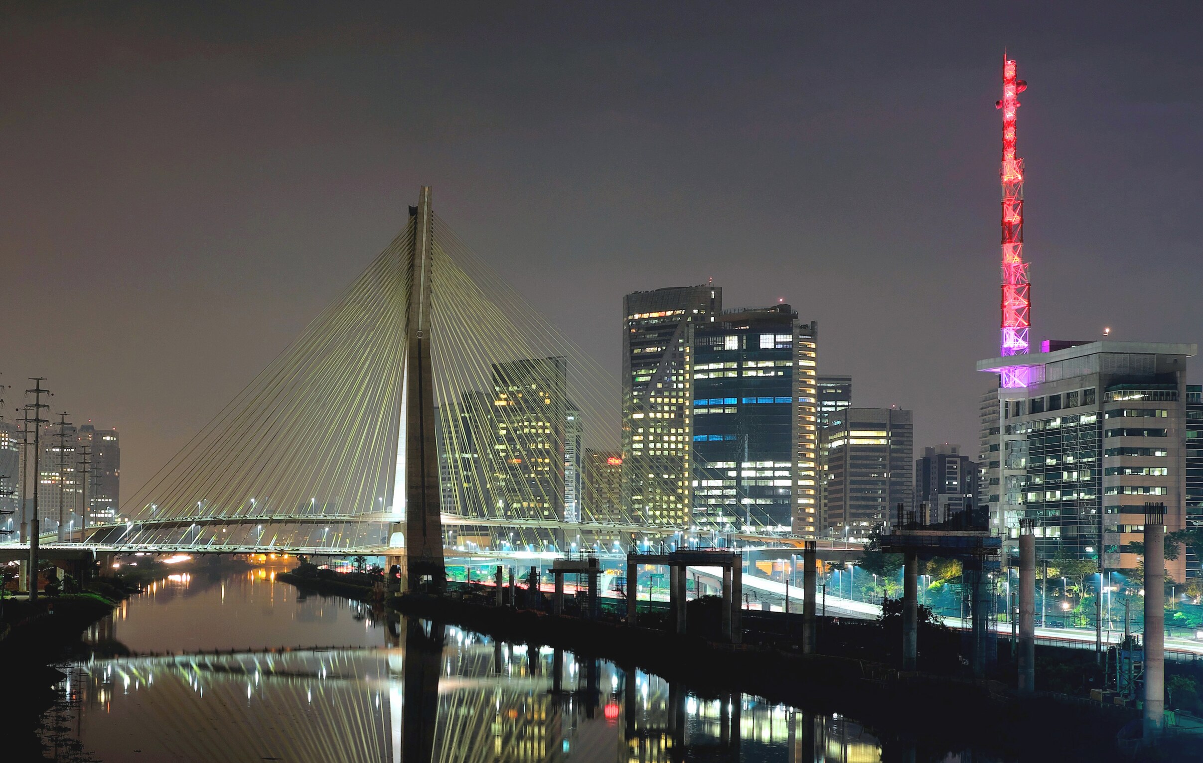 OctÃ¡vio Frias de Oliveira bridge, commonly known as â€œPonte