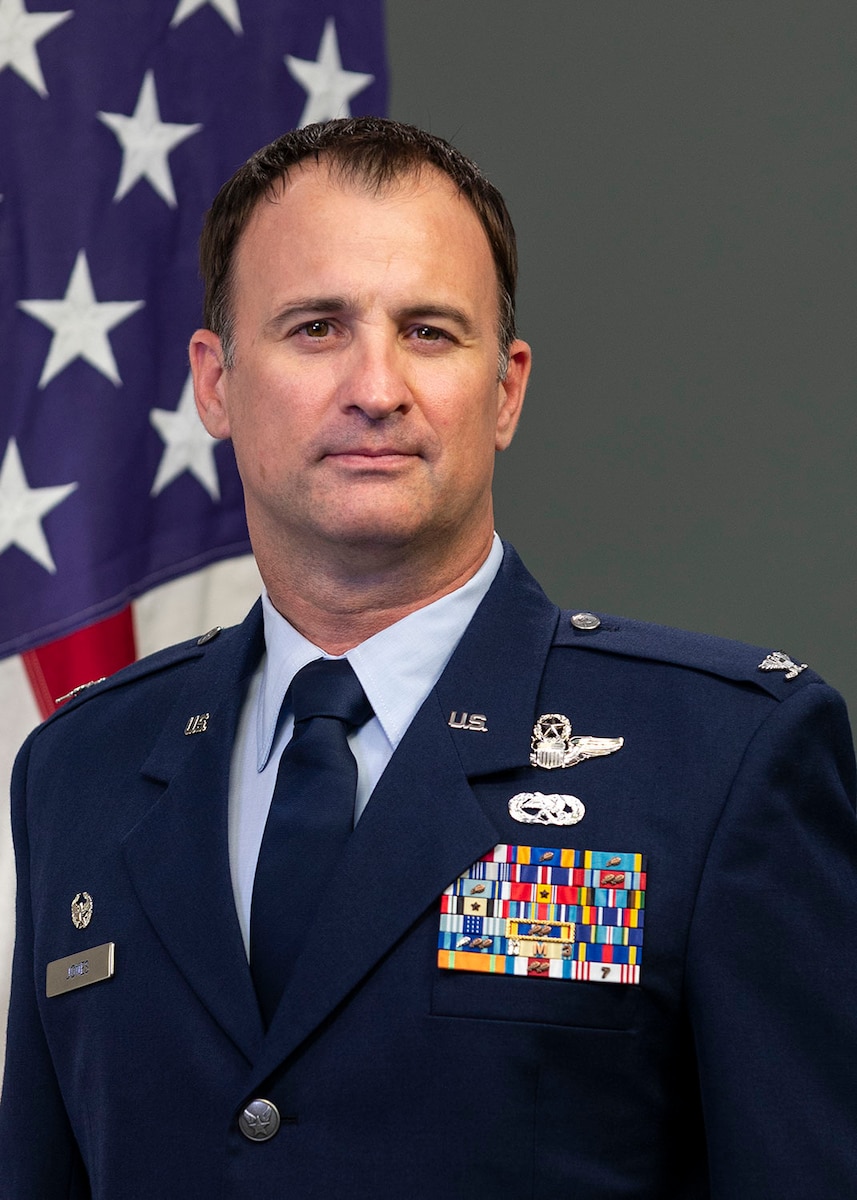 Col Matthew E. Jones Bio Photo.