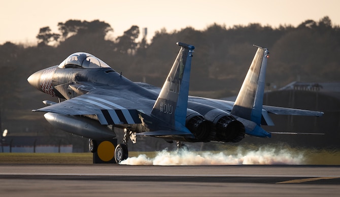 An F-15C Eagle assigned to the 493rd Fighter Squadron lands at Royal Air Force Lakenheath, England, during a ‘Furious 48’ exercise Feb. 11, 2020. The readiness exercise spans two days and is intended to prepare U.S. Air Force personnel for sustained combat operations during contested and degraded environments. (U.S. Air Force photo by Airman 1st Class Madeline Herzog)