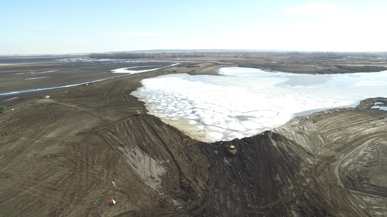 The G breach along levee L575 is expected to reach initial closure by Mar. 1.