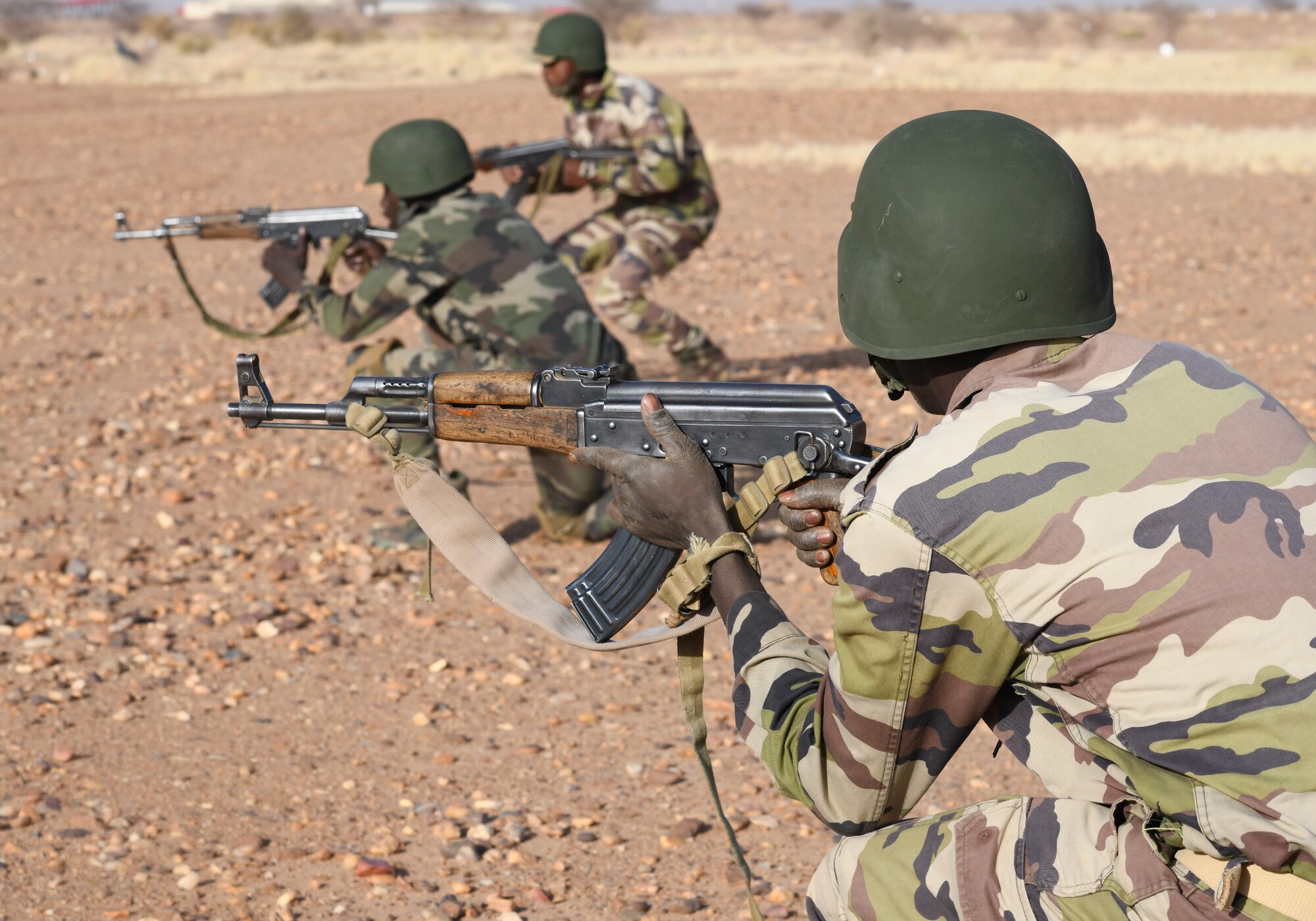 Photo of Niger Armed Forces personnel participating in a small unit tactics and operations course.