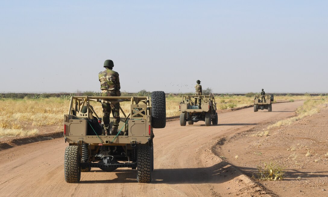 Photo of Niger Armed Forces personnel participating in a small unit tactics and operations course.