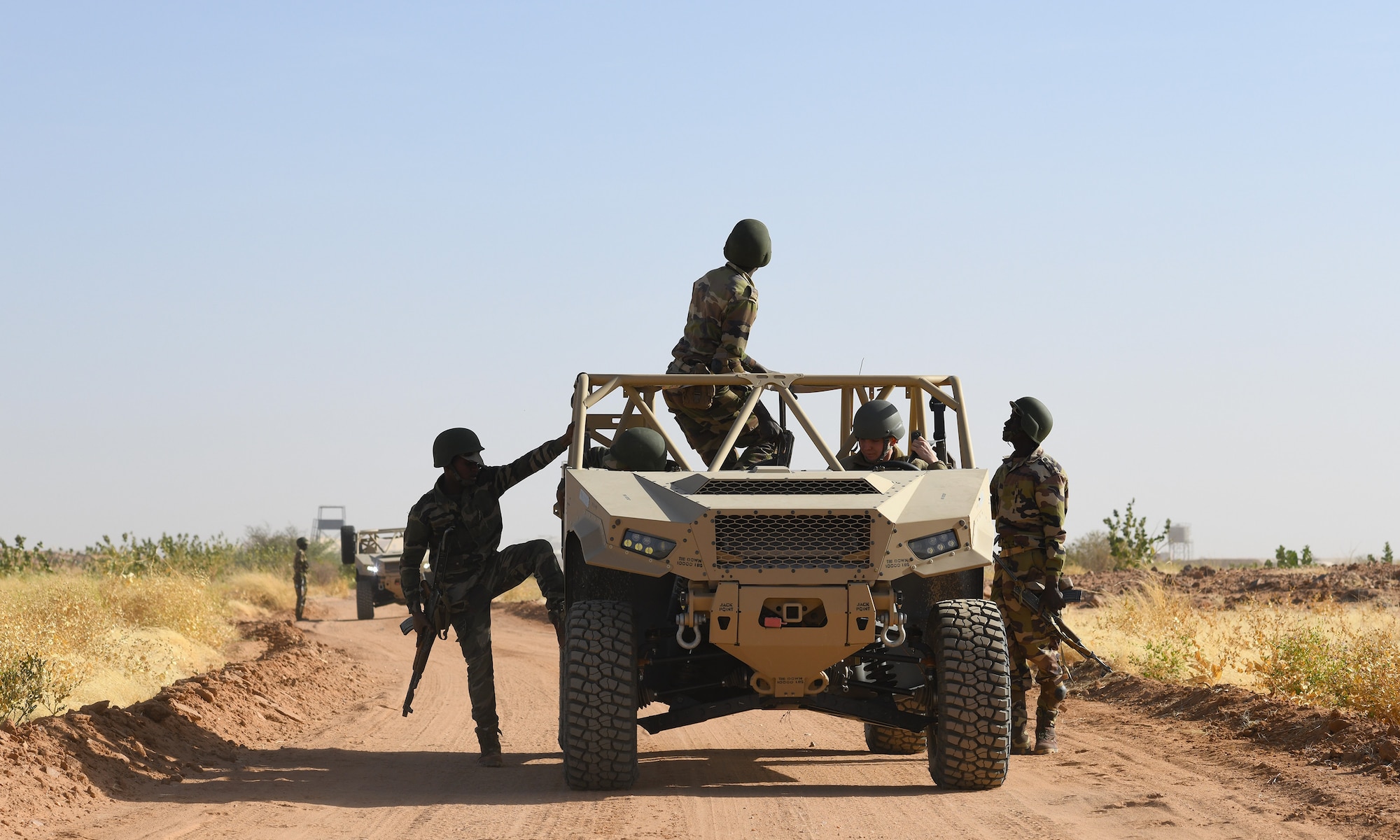 Photo of Niger Armed Forces personnel participating in a small unit tactics and operations course.