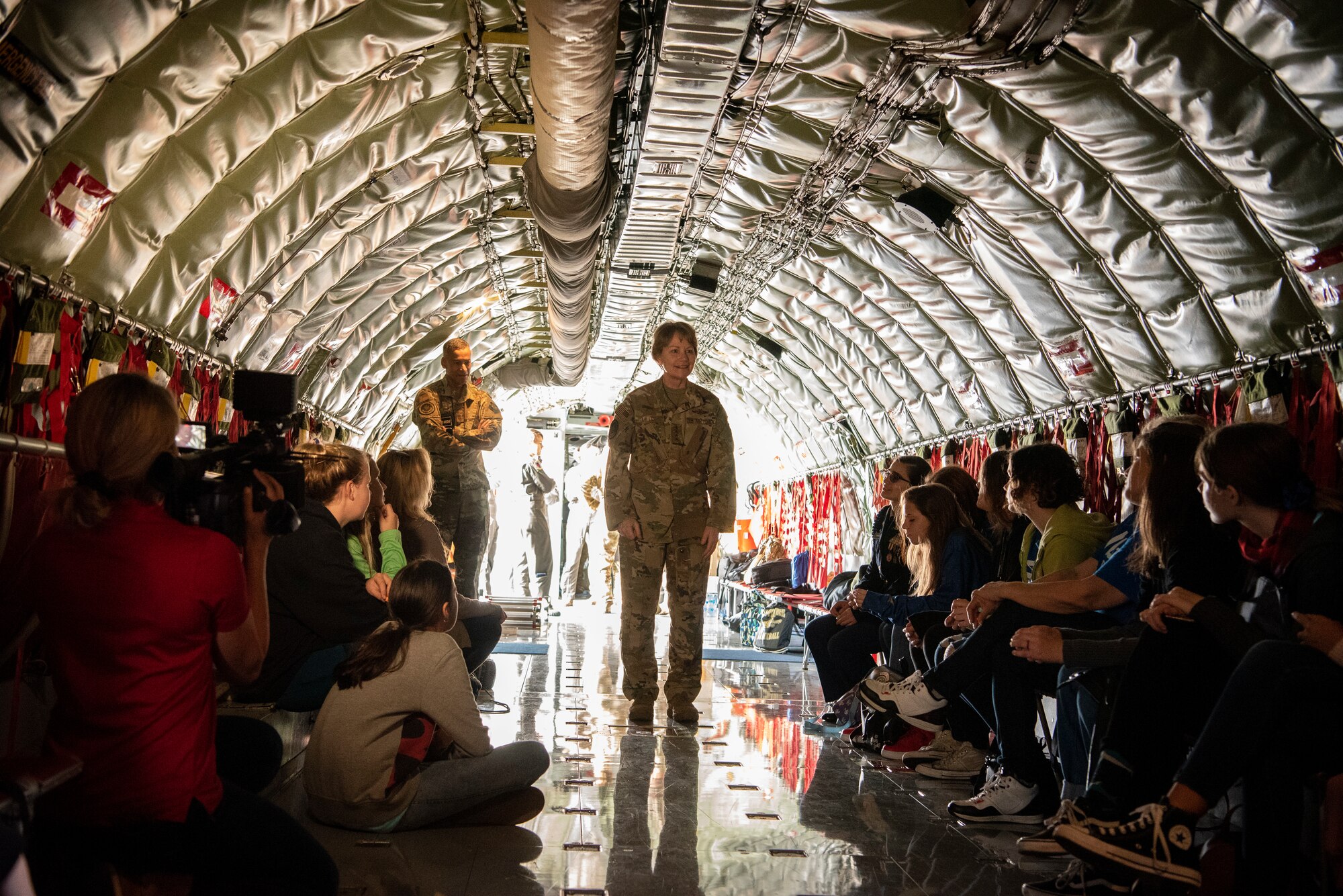 AMC commander visits Team MacDill