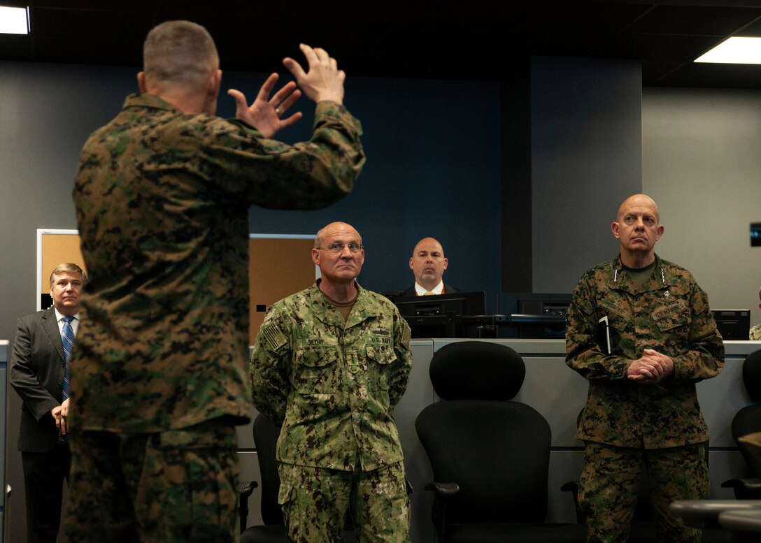 Commandant of the Marine Corps Returns to MARFORCYBER HQ with Chief of ...