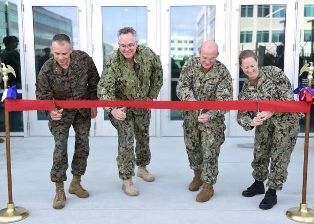 Commandant of the Marine Corps Returns to MARFORCYBER HQ with Chief of ...